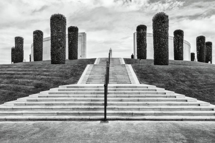 Memorial steps 