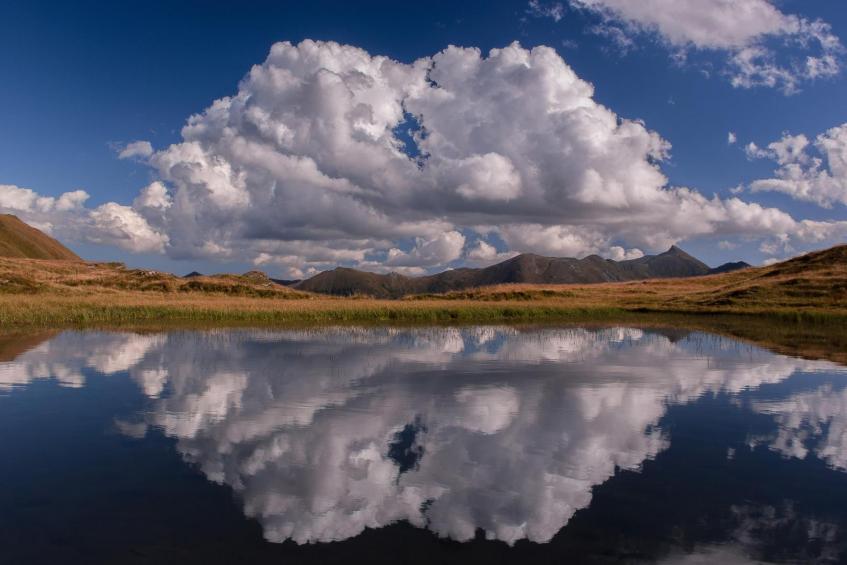 Wolkenspiegelung am Moorsee 