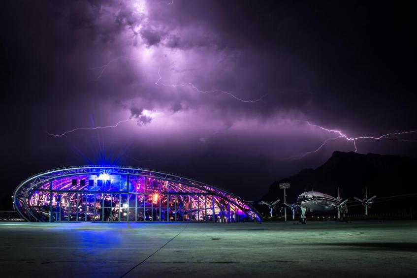 thunderstorm at the airport 
